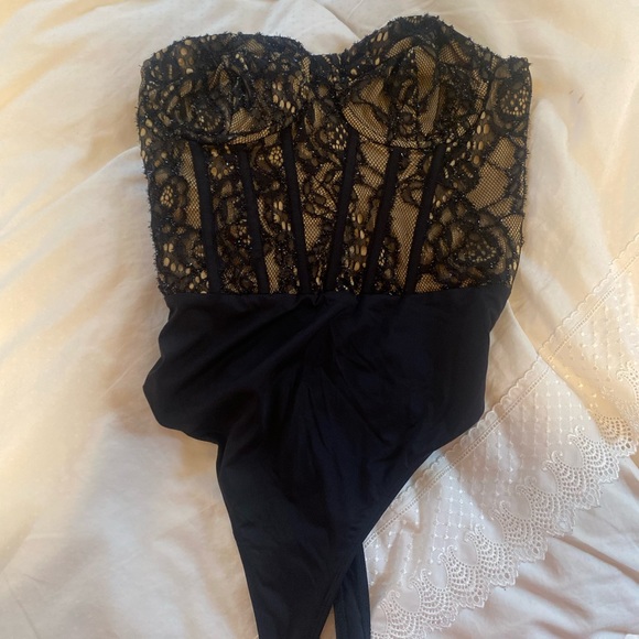 NBD Tinka bodysuit - Picture 4 of 7